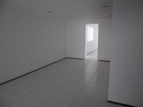 Imagem 6 de 18 de Conj. Comercial Para Alugar Na Cidade De Fortaleza-ce - L13106