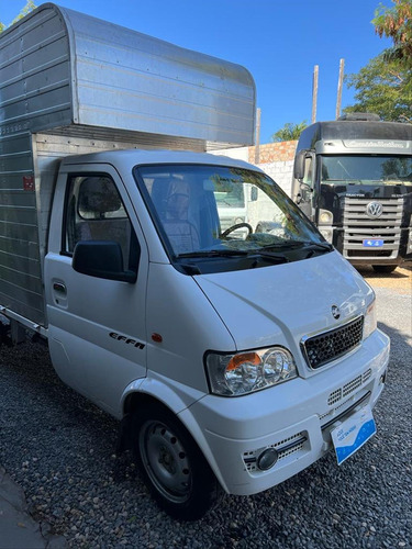 Imagem 4 de 12 de Utilitarios Effa Motors Effa Furgão