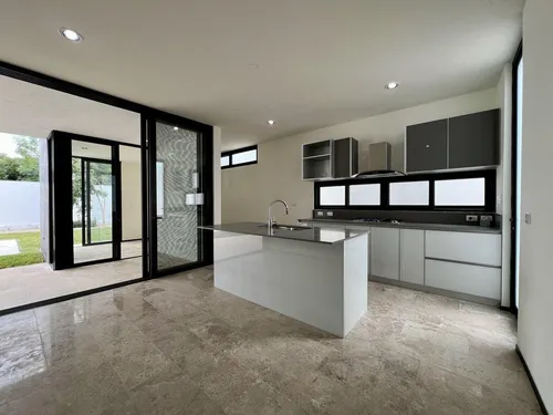Casa En Privada Al Norte De Mérida