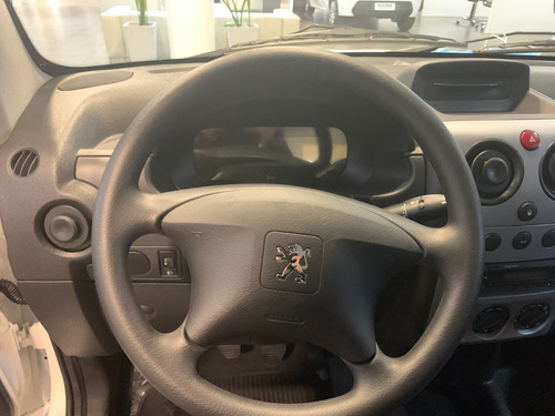 Imagen 17 de 25 de Peugeot Partnert Confort 1.6 2023 3-