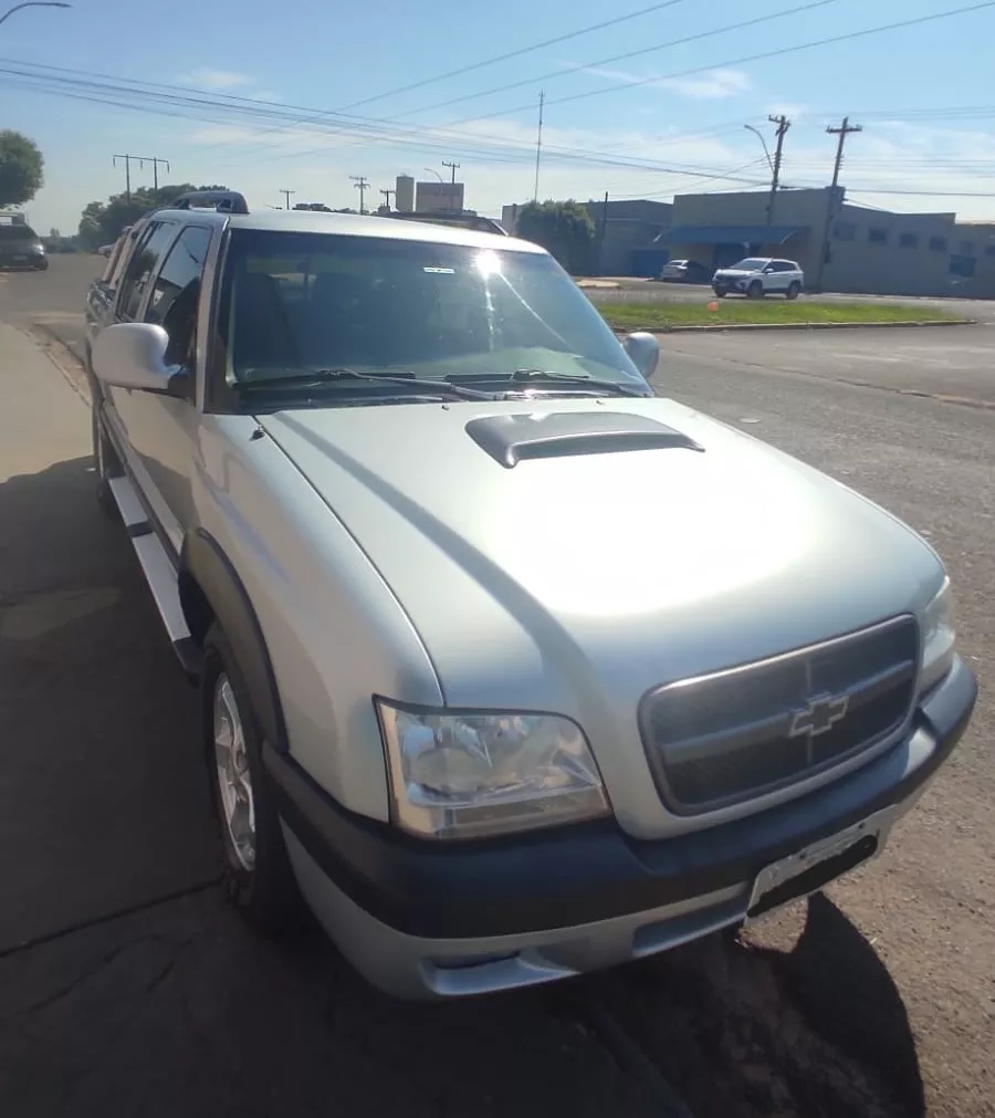 Chevrolet S10 2.8 Tornado Cab. Dupla 4x2 4p