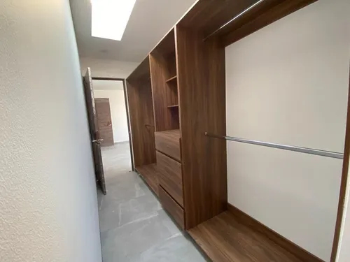 Vendo Casa En Zibatá, 3 Niveles, Jardín Zen, 3 Recamaras, Una Es Master Suite