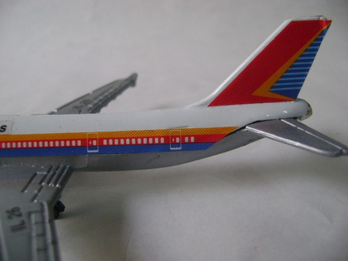 Imagen 7 de 10 de Nico Avion Metal Airlines Int. Lines 26 13 X 11 Cm (avv 39)