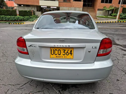 Kia Rio 1.5 Stylus Ls mecánico