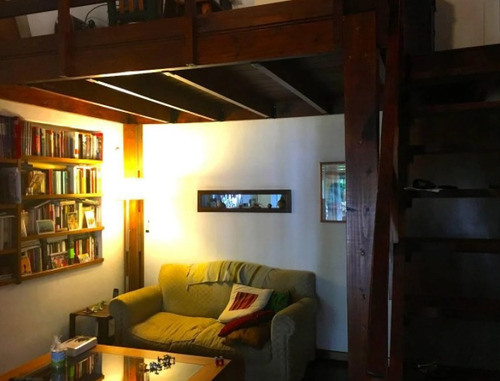Imagen 2 de 8 de Chalet En Muy Estado Con Excelente Ubicacion