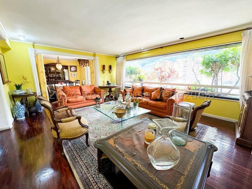 Venta De Amplio Apartamento En Los Dos Caminos Mls #25-4853