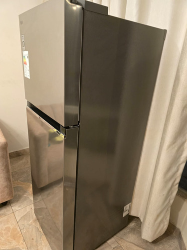 Refrigeradora LG Top Freezer Gt24bpp Inverter 241l Plt. (Usado)