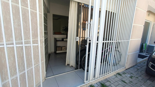 Ótimo Duplex/sobrado Com 2 Dormitórios!