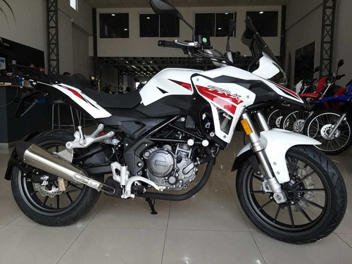 Benelli Trk 251 Abs 2020 0km Tarjeta 12 Cuotas Fijas A12 A18