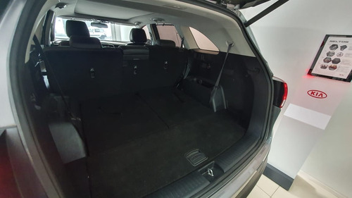 Imagen 8 de 15 de Kia Sorento Crdi 4x4 Full