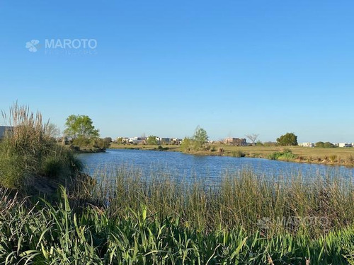 Imagen 23 de 26 de Casa En Venta En El Canton - Maroto Propiedades-