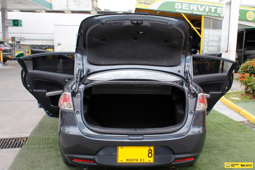 Imagen 12 de 25 de Mazda 2 1.5 At