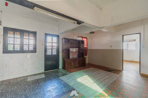 Alquiler En Centro De Pando Casa De 2 Dormitorios