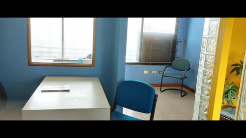 Imagen 7 de 9 de Cubiculo Av Urdaneta Amoblado Wifi Cocina... Roca Contactanos Desde La Opción Teléfono