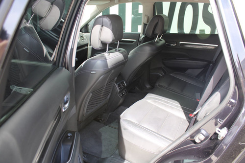 Imagen 8 de 10 de Renault Koleos 2017 2.5 Iconic Piel Cvt