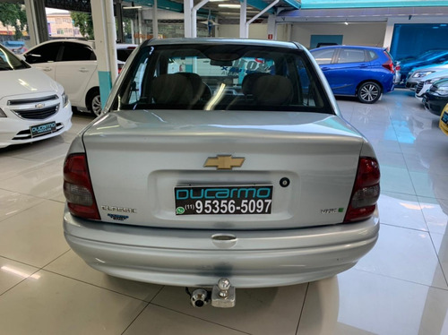 Imagem 3 de 11 de Chevrolet Classic Life 1.0 Flex 2010
