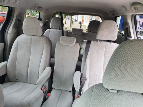 Imagen 13 de 15 de Toyota Sienna Xle 2013