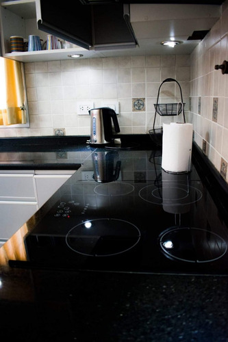Imagen 15 de 24 de Amplio Departamento,exclente Ubicacion Con Cochera, 4 A 6 Pers. Mza Capital