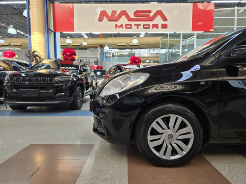 Nissan Versa 1.6 SV 16V FLEX 4P MANUAL