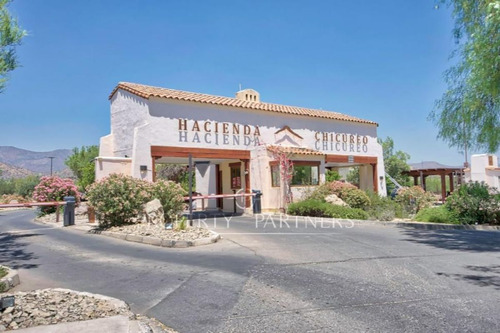 Hacienda, Terreno Orilla De Cancha, No Perimetral