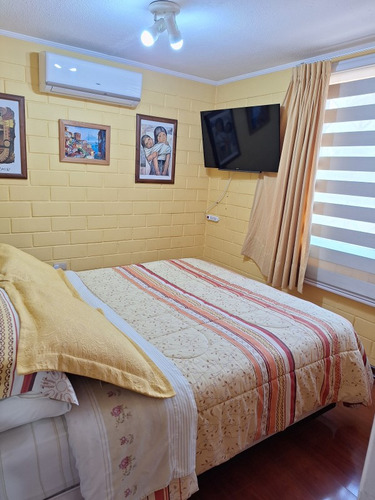 Vende Casa En Paine, A Cuadras Estación Metrotren