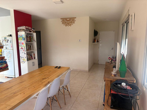 Venta Casa En Cañitas Ll, Con Patio Y Pileta.