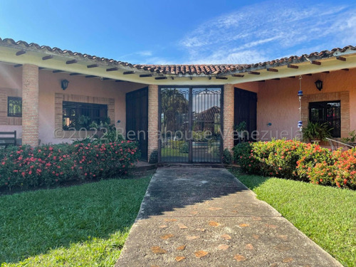 Encantadora Casa Colonial En El Campo Es Una Joya! Con Pozo De Agua