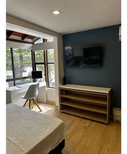 Venta De Apartaestudio En Los Conquistadores, Medellin