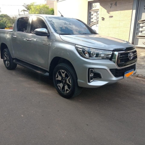 Toyota Hilux 2.8 Srx 50th Anniversary Cab. Dupla 4x4 Tdi