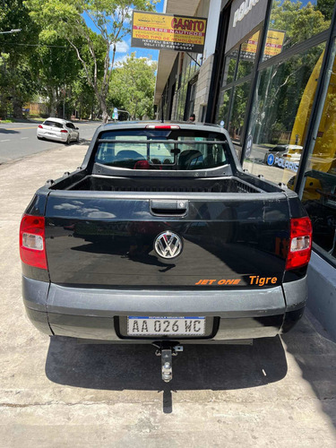 Imagen 6 de 12 de Volkswagen Saveiro 2016 1.6 Gp Cd 101cv Power