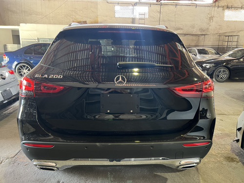 Mercedes-Benz GLA 200 progressive