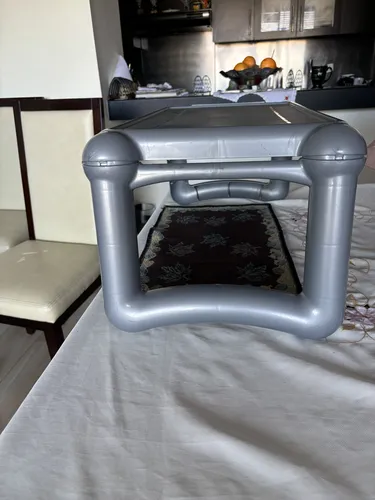 Mesa Portátil Plegable Plástica . Color Gris .  Multifuncion (Usado)