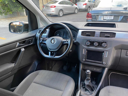 Imagen 10 de 15 de Volkswagen Caddy 2020 1.6 Pasajeros Mt