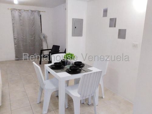 Manuel Perez Alquila Town House En Caminos De Tarabana, Cabudare 25-9980