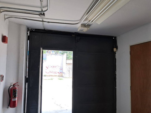 Solo Clientes 544 M2 Venta Amplia Casa Comercial De Esquina Av Monseñor Adams El Viñedo Valencia Mag 446327