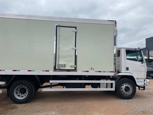 Imagem 4 de 12 de Mercedes Benz Atron 1719 Baú Refrigerado