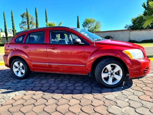 Imagen 6 de 15 de Dodge Caliber 2012 2.0 Sxt Premium Cvt