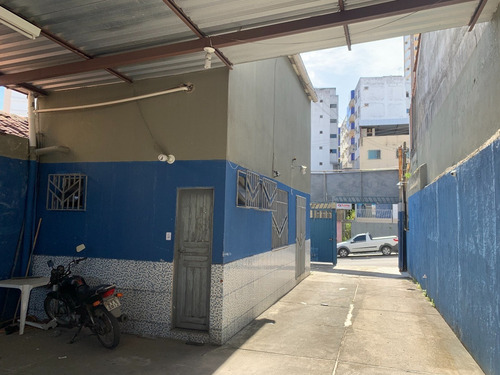 Imagem 4 de 5 de Alugo Ponto Comercial Em Excelente Localização - 4115