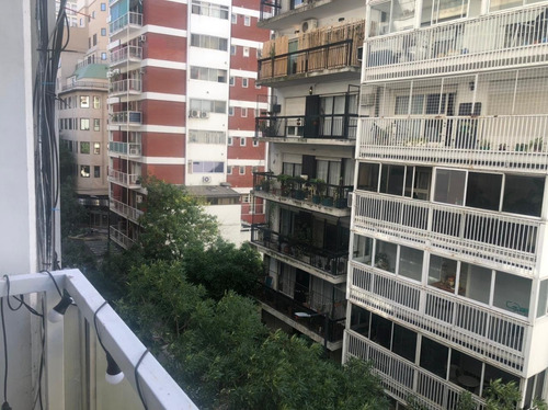 Venta - Departamento - 3 Ambientes - Recoleta - Balcón