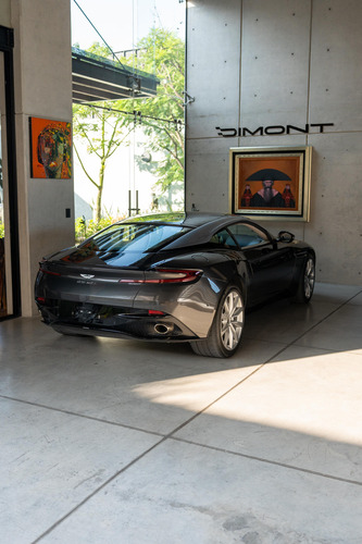 Aston Martin DB11 5.2l Coupe At