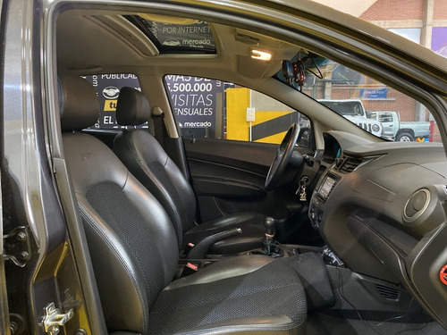 Imagen 15 de 25 de Chevrolet Sail