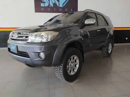 Imagen 1 de 10 de Toyota Fortuner Blindada