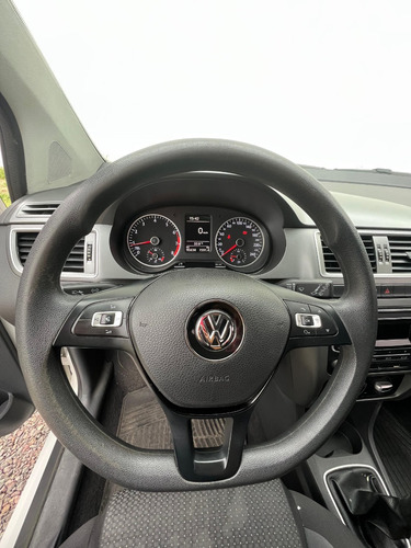 Volkswagen Suran 1.6 Comfortline 101cv