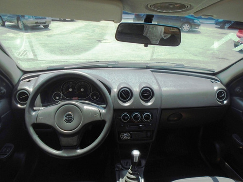 Chevrolet Prisma 1.4 Mpfi Maxx 8v 2011