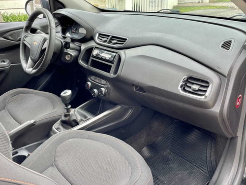 Imagem 13 de 15 de Chevrolet Onix 1.0 Lt 8v Flex 4p Manual 2013