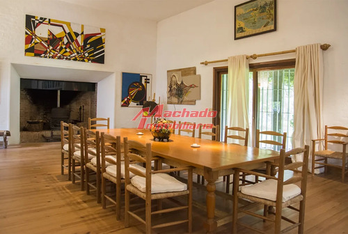 Hermosa Casa En Venta En El Golf.