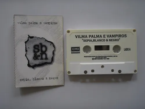 Vilma Palma E Vampiros Sepia Blanco & Negro Casete Col1995 (Usado)