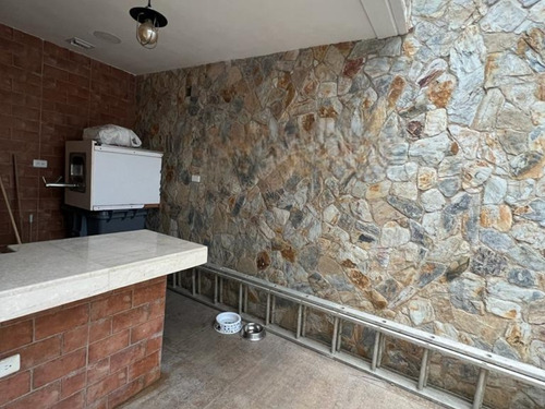 Amplia Y Moderna Casa En Coral Garden, Sabanamar, Isla De Margarita
