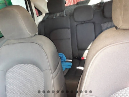 Imagem 8 de 13 de Fiat Linea 2011 1.8 16v Lx Flex Dualogic 4p