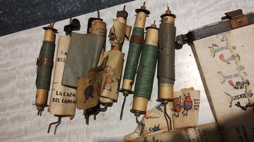 Antiguo Proyector 220v A Manija Años 40 50 Con Algunas Pelis (Usado)